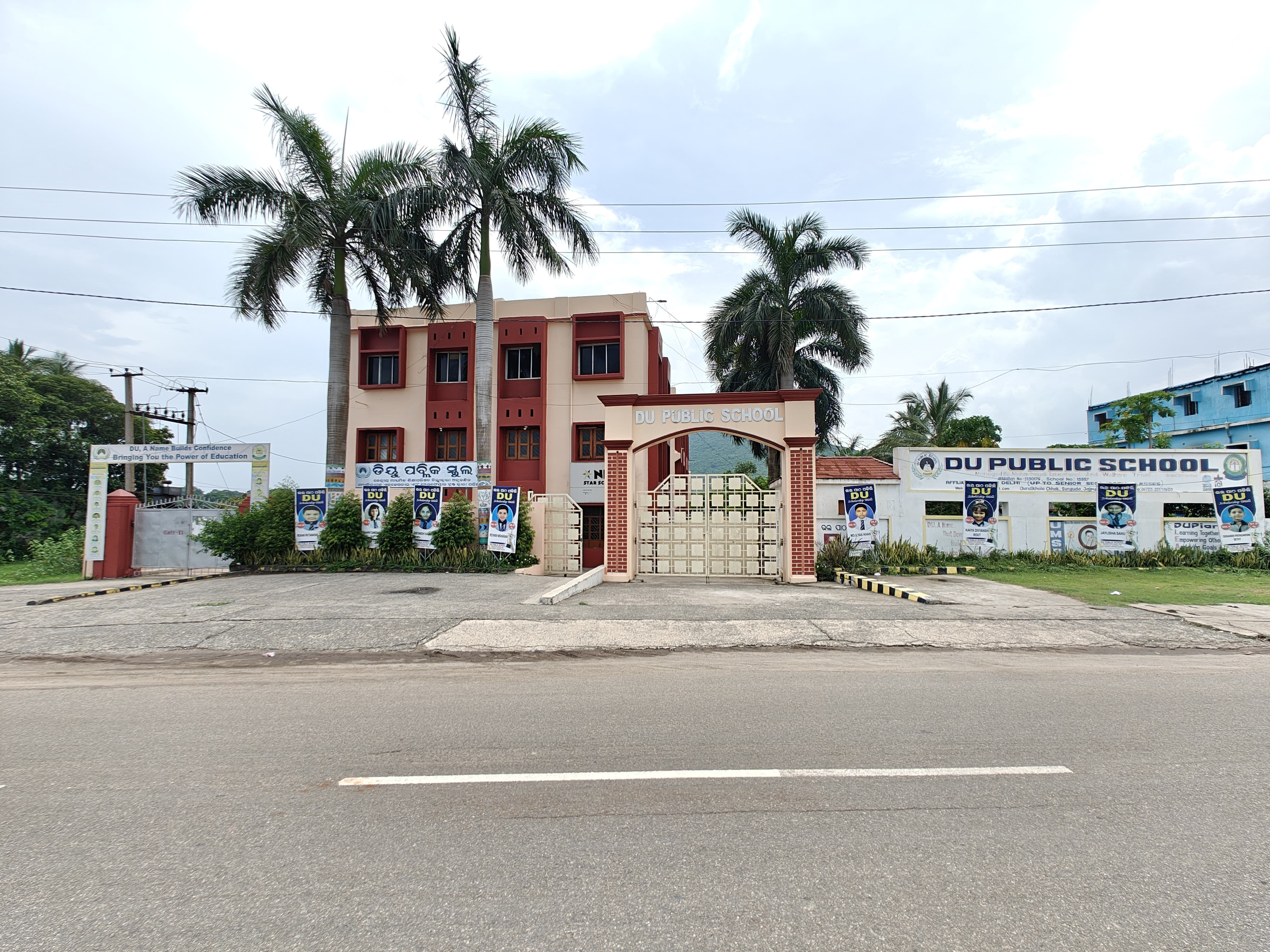 School Campus Slide 1